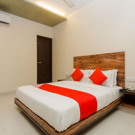 Hotel Sai Comforts Bapane Zewnętrze zdjęcie