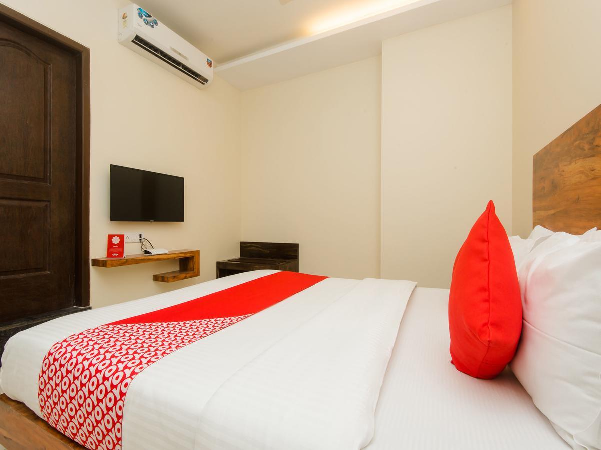 Hotel Sai Comforts Bapane Zewnętrze zdjęcie