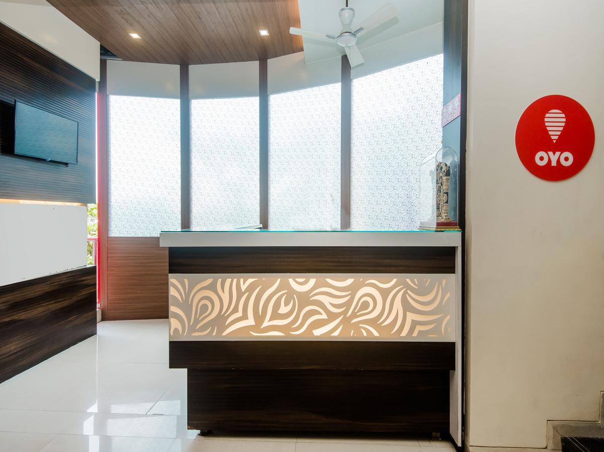Hotel Sai Comforts Bapane Zewnętrze zdjęcie